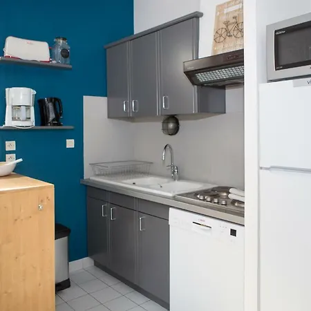 Le Clos Des Sternes Apartamento *