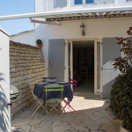 Le Clos Des Sternes La Flotte